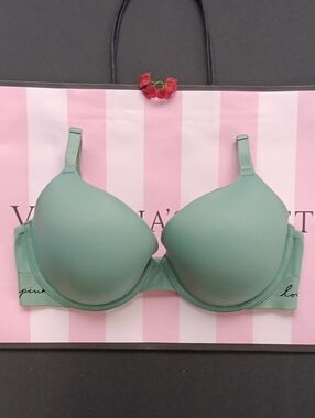 Mint Green Smooth T-Shirt Bra Size 34D